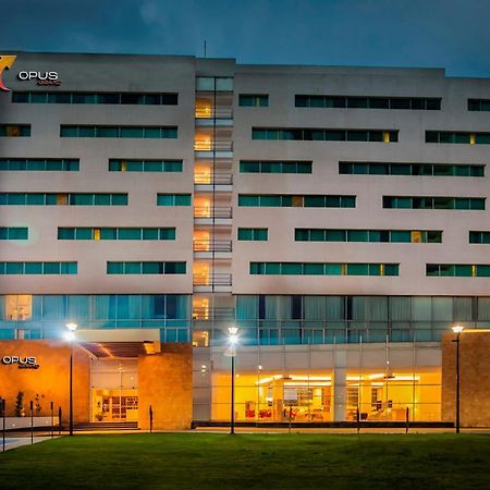 Hotel Opus Grand Toluca Aeropuerto Dış mekan fotoğraf